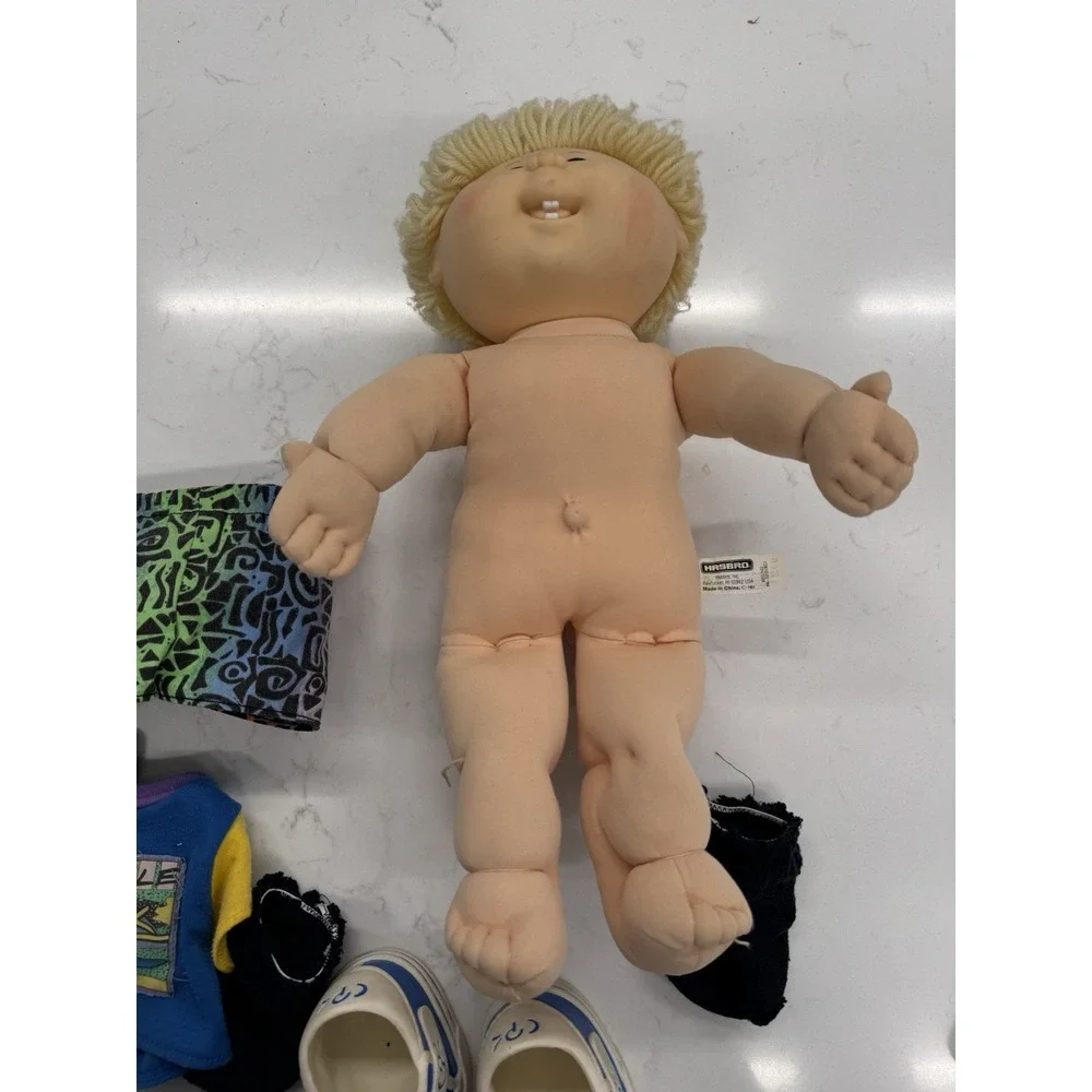 Vintage Cabbage Patch Kids Boy Doll Blonde Yarn Hair Skateboard Shirt 90s Retro